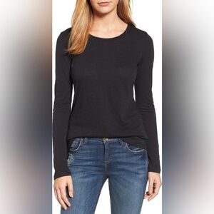 NWT Caslon Black Long Sleeve Crewneck T-Shirt
